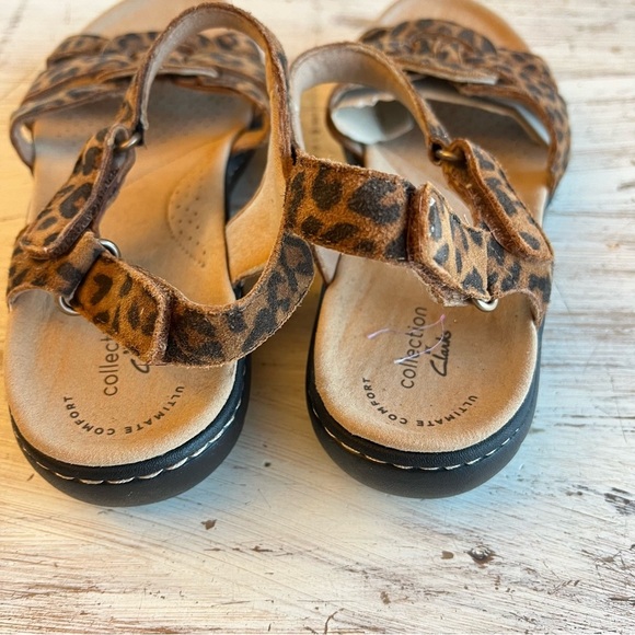 Clarks Collection Ankle Strap Sandals -Laurieann Sela Animal Print Size 8 - Picture 3 of 5